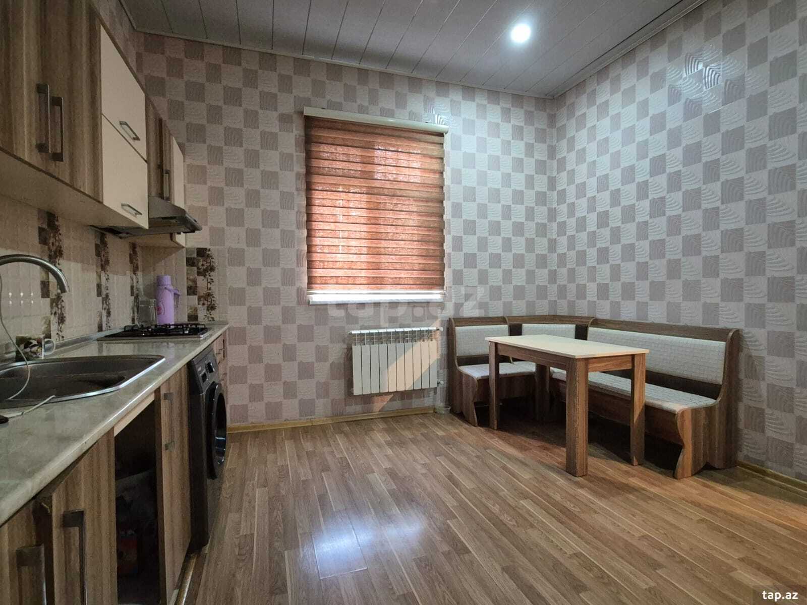 Həyət evi, Nizami r. (8)