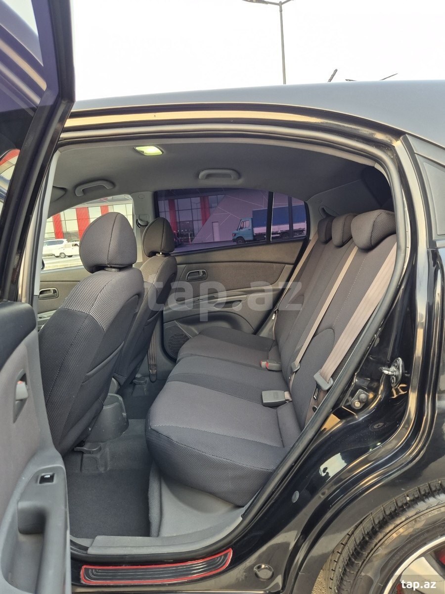 KIA Rio, 2007 il (21)