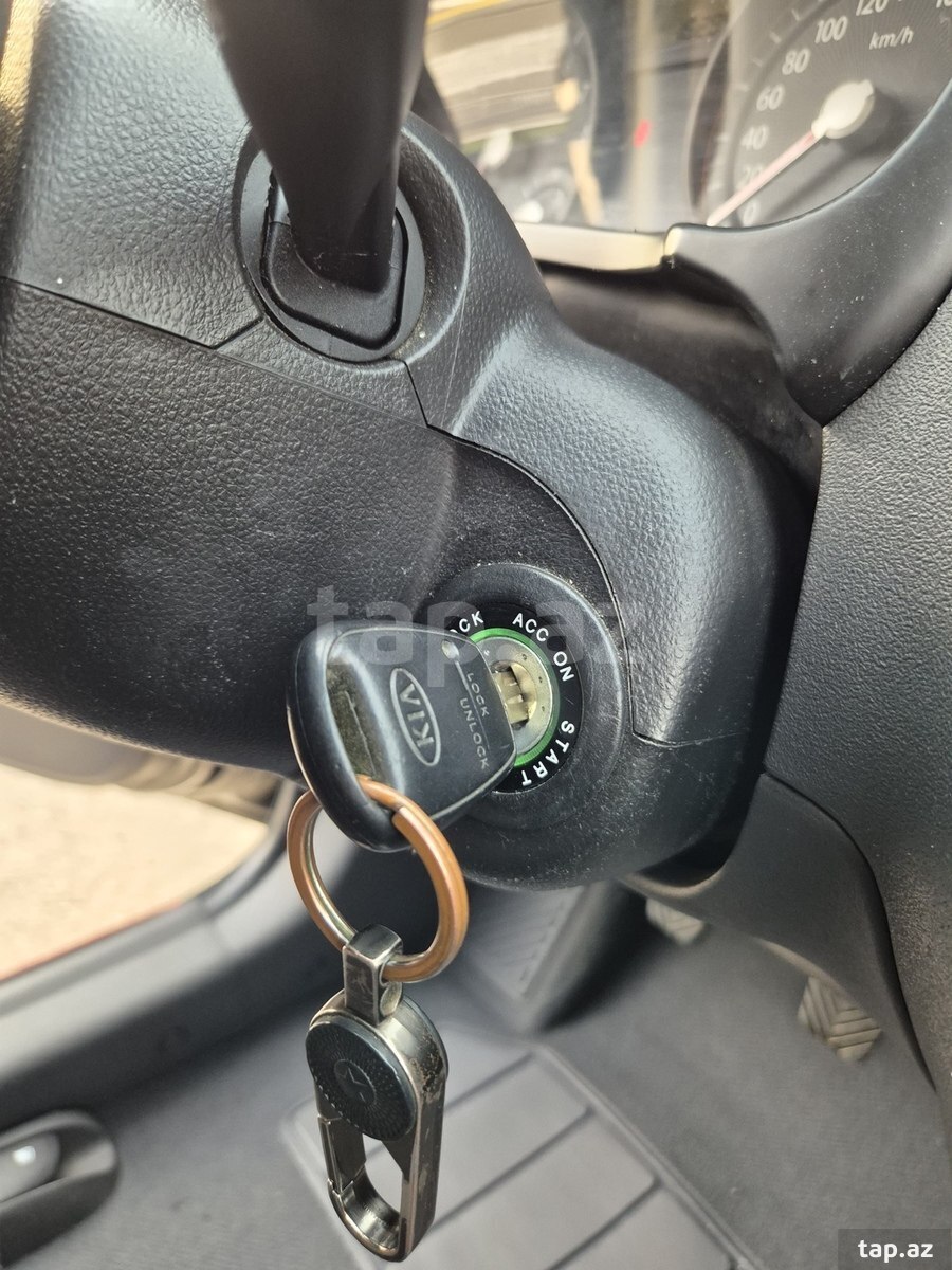 KIA Rio, 2007 il (30)