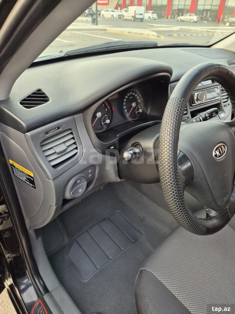 KIA Rio, 2007 il (31)