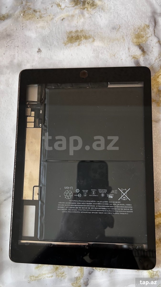 iPad 6 A1893