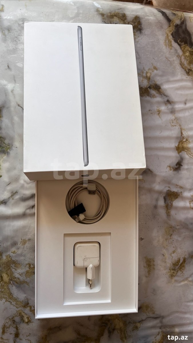 iPad 6 A1893 (6)