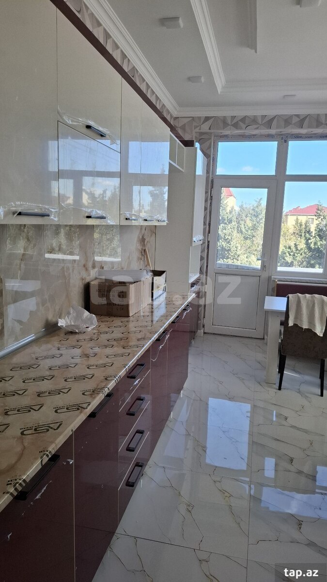 4-otaqlı yeni tikili, Sumqayıt ş., 168 m²