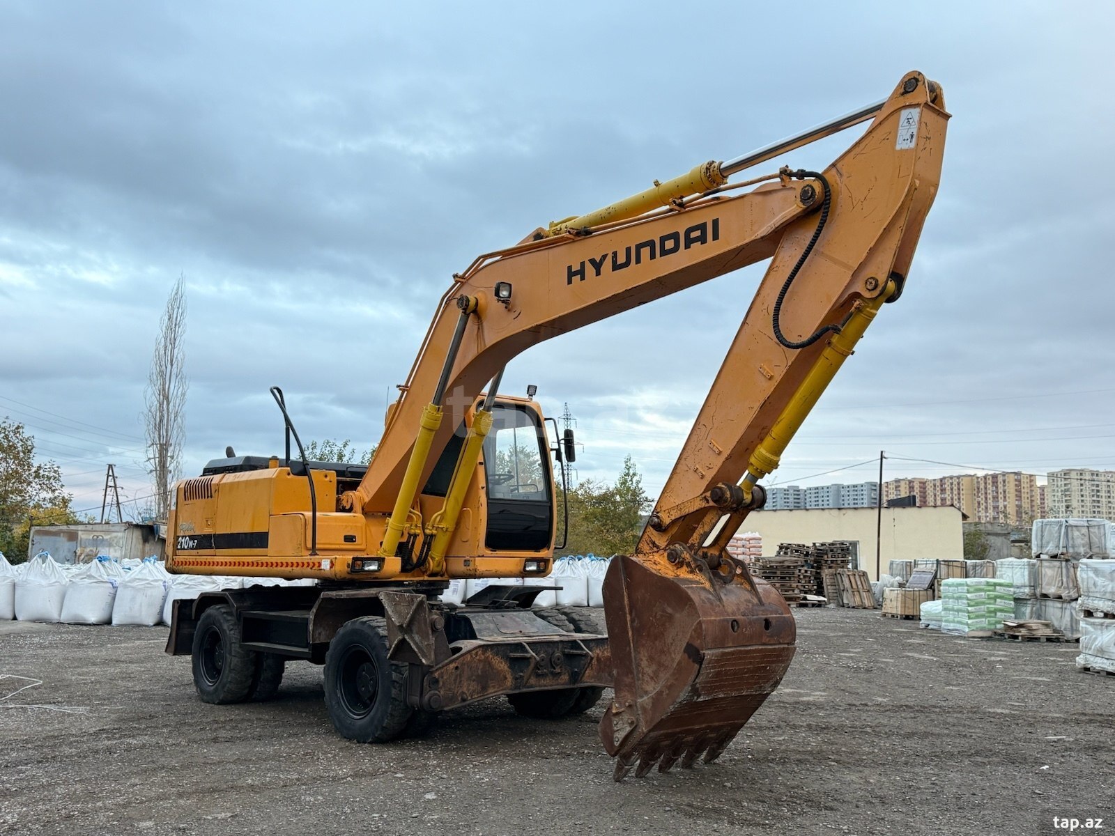 Hyundai 210w-7, 2008 il (2)