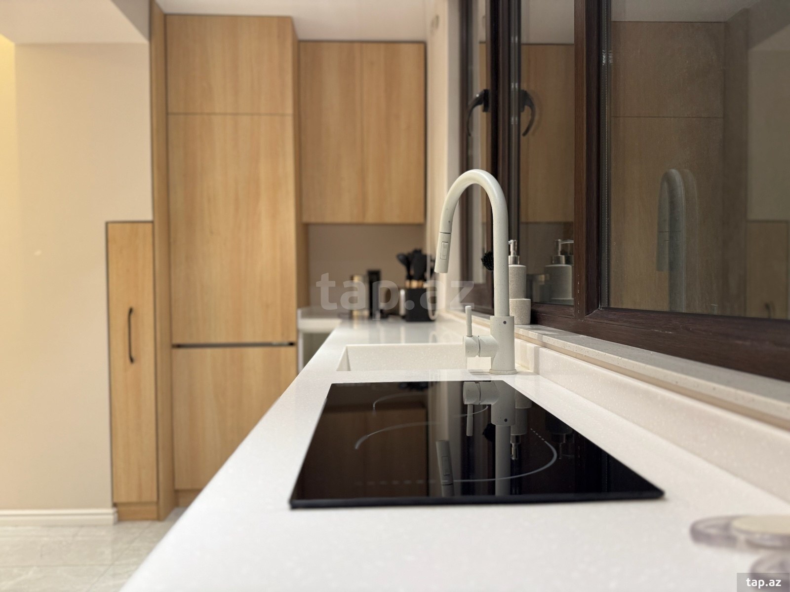 2-otaqlı mənzil kirayə verilir, Sahil m., 50 m² (19)
