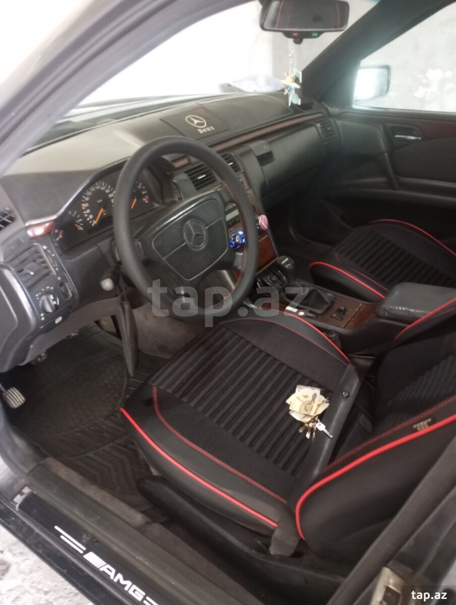 Mercedes E 280, 1996 il (8)