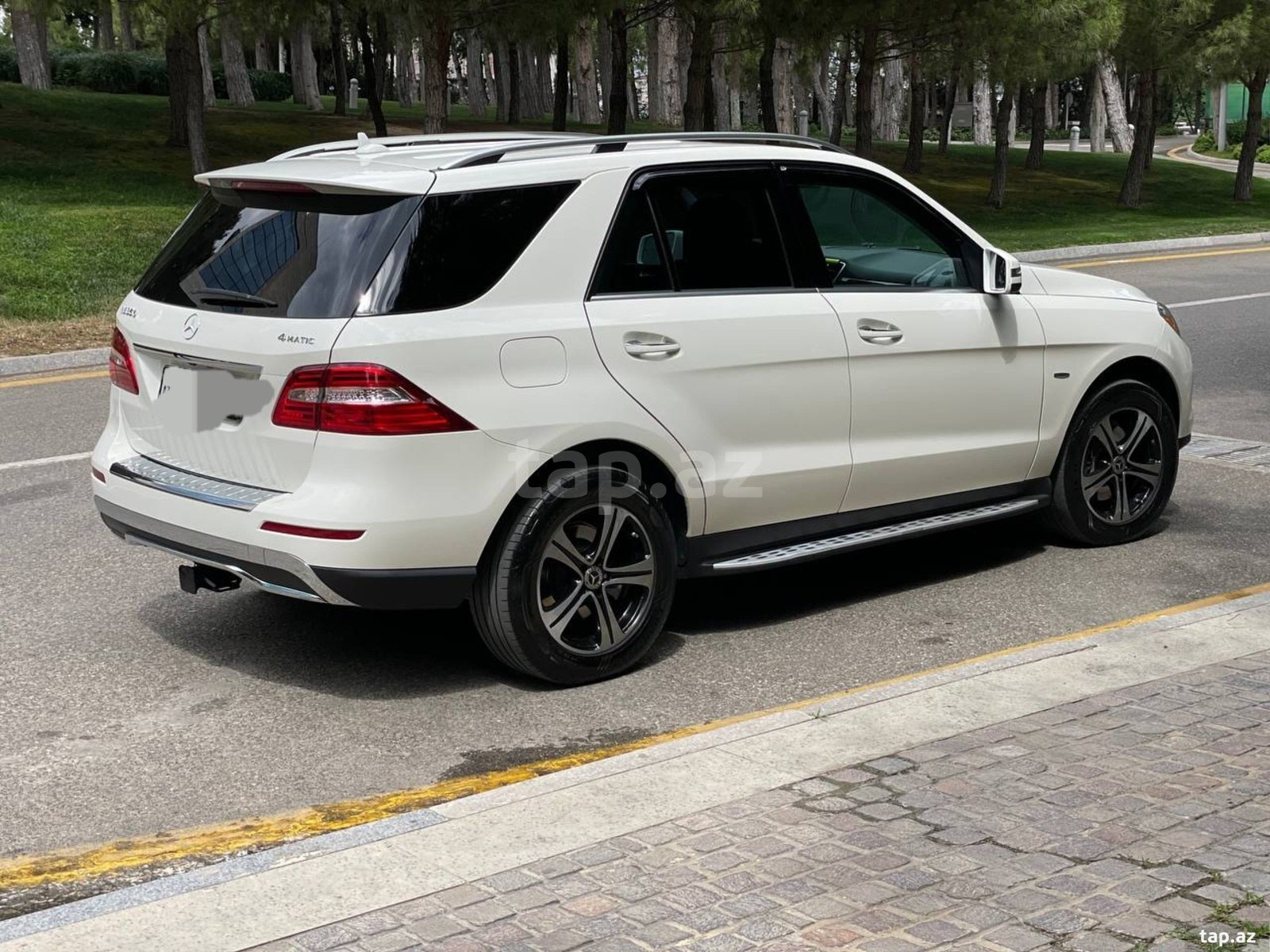 Mercedes ML 350, 2011 il (2)