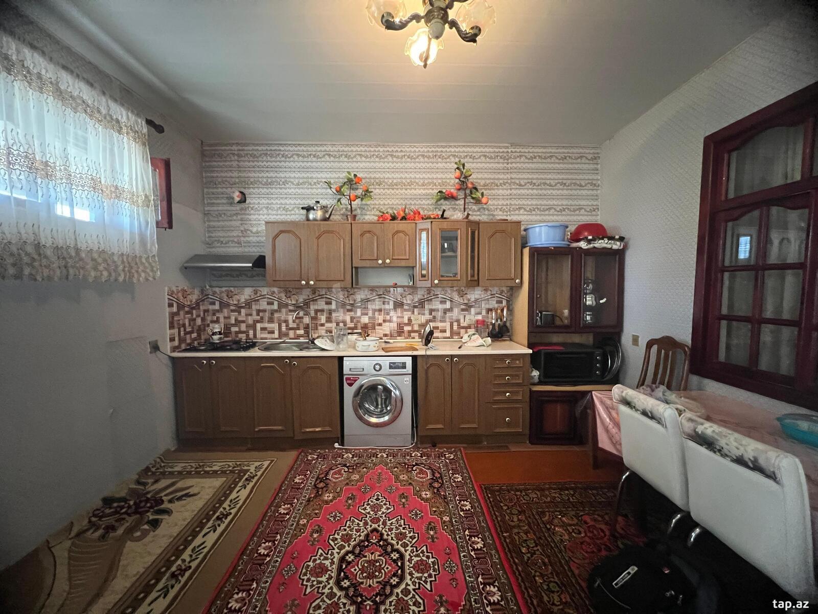 Həyət evi, Qaradağ r.