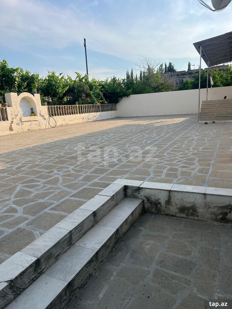 Həyət evi, Qaradağ r.