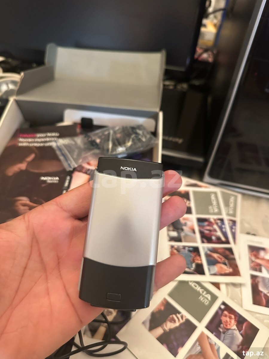 Nokia N73 Silver Grey/Deep Plum (4)