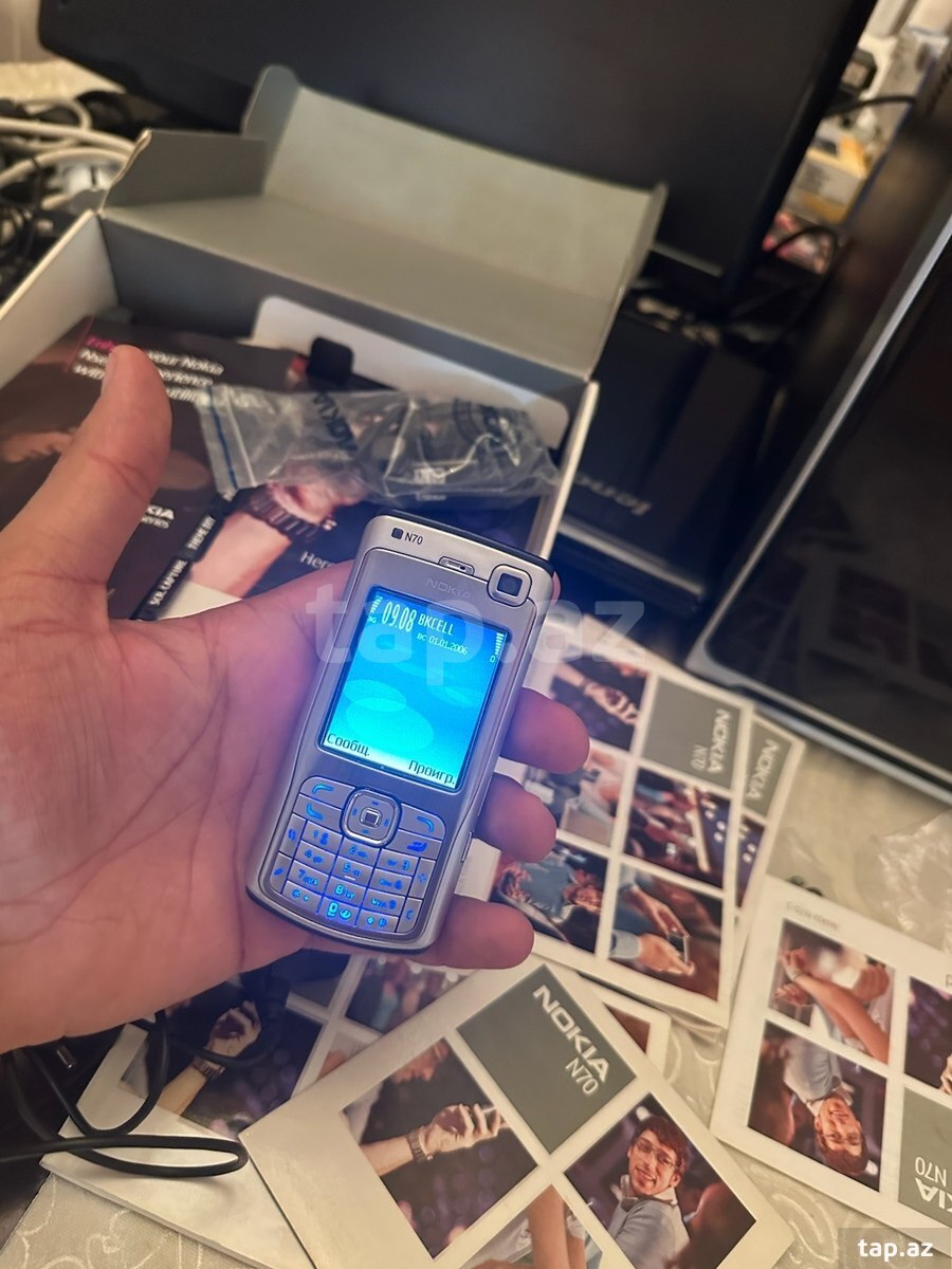 Nokia N73 Silver Grey/Deep Plum (5)
