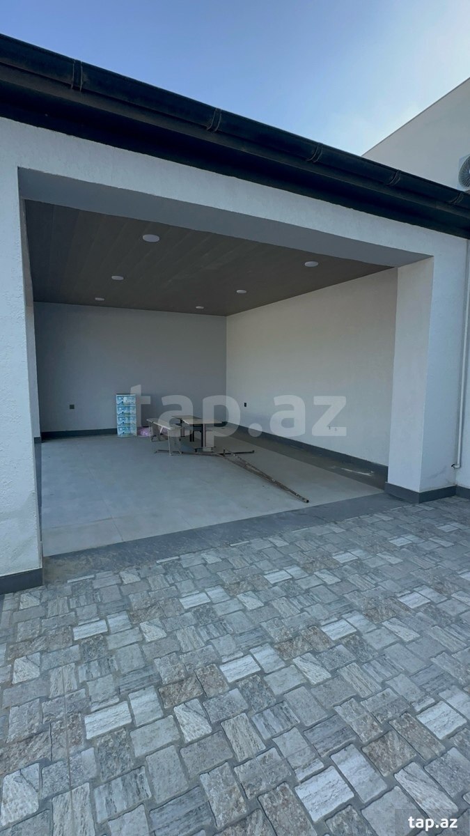 Bağ evi, Novxanı qəs.