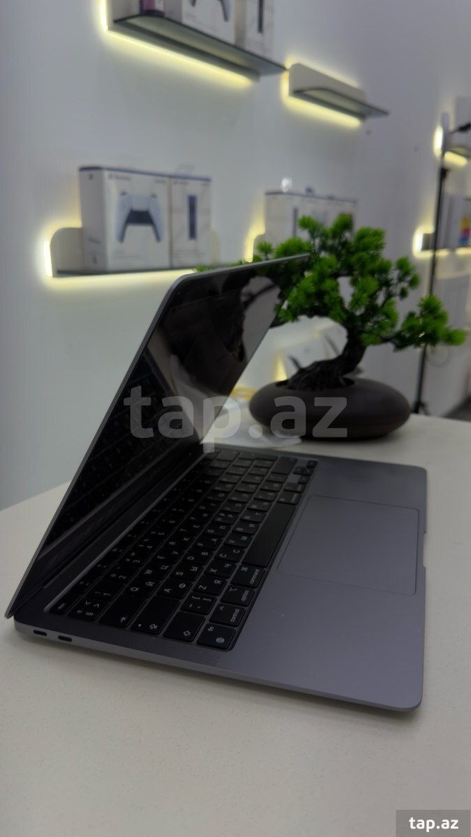 Apple MacBook Air M1 Gray 256GB (4)