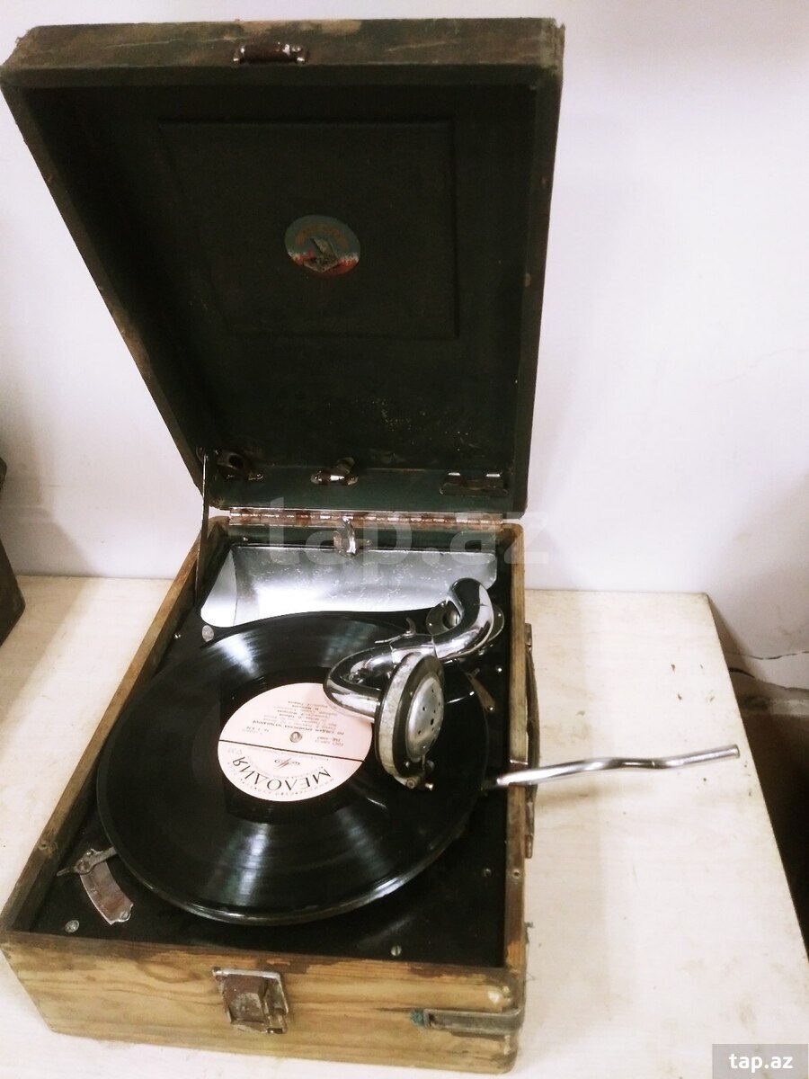 Qrammofon (3)