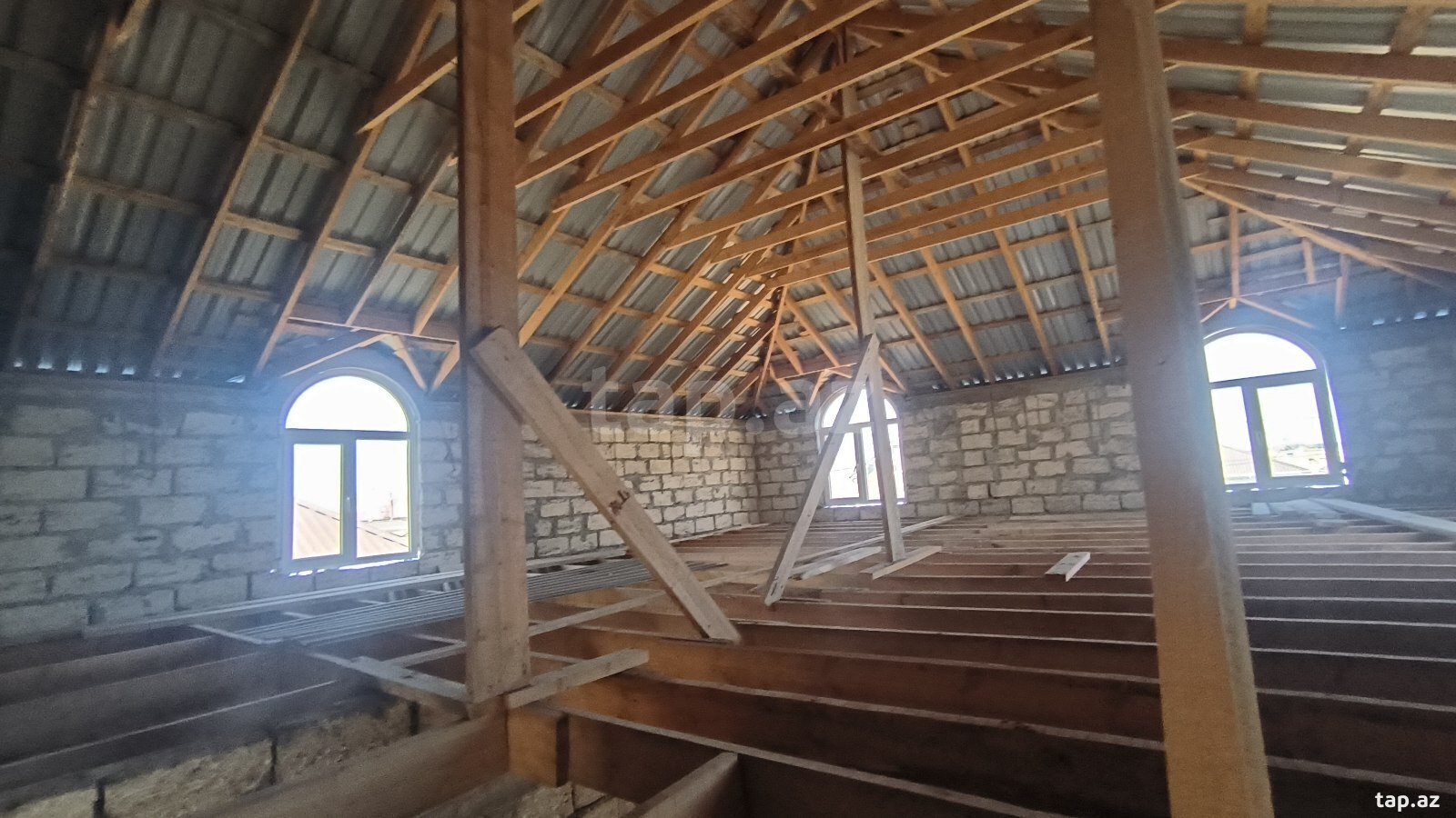 Həyət evi, Hövsan qəs. (15)