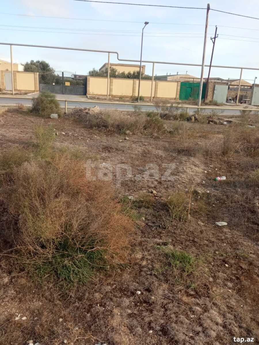 380 sot torpaq sahəsi, Suraxanı r. (2)