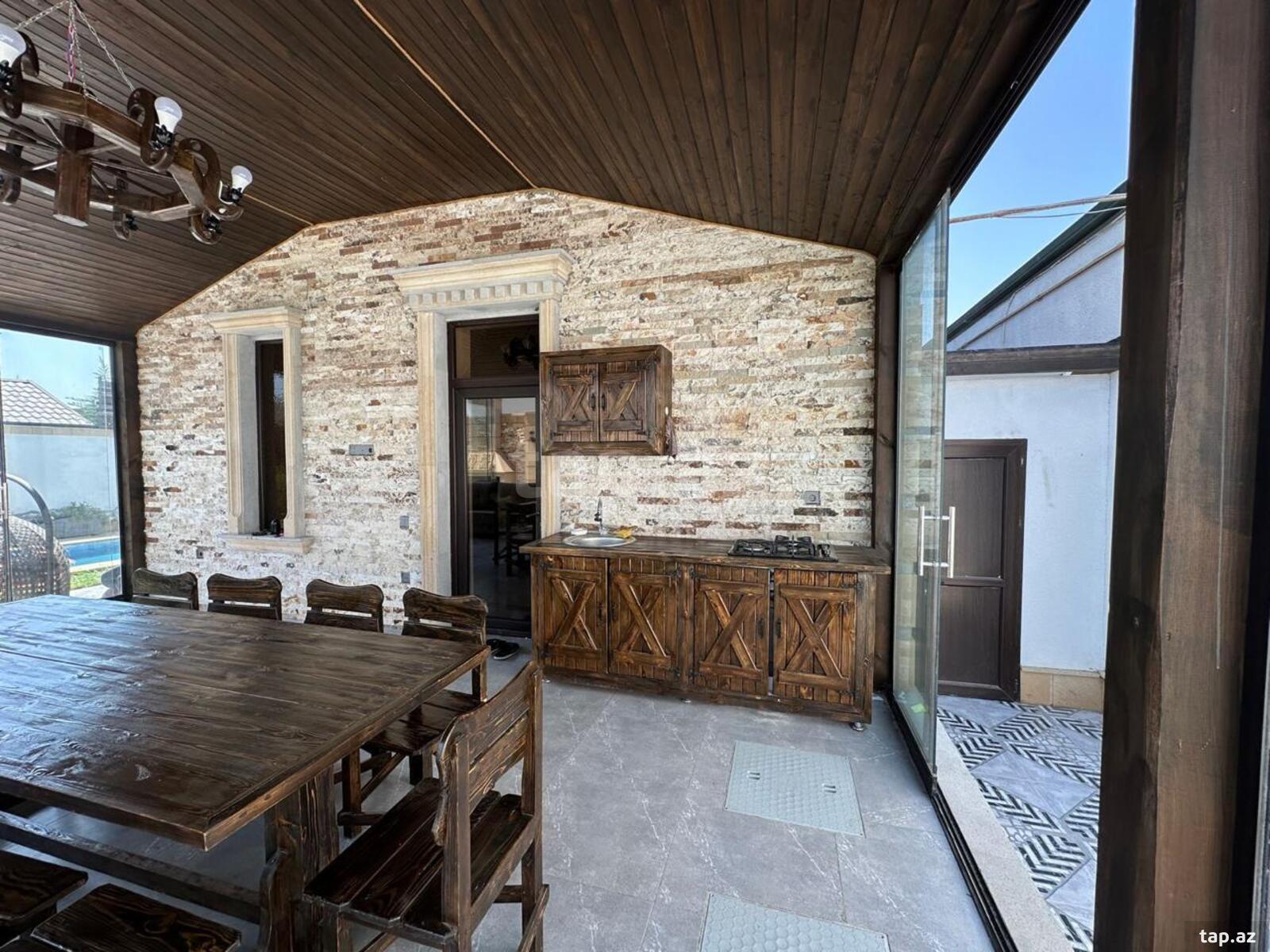 Villa kirayə verilir, Şüvəlan qəs. (18)
