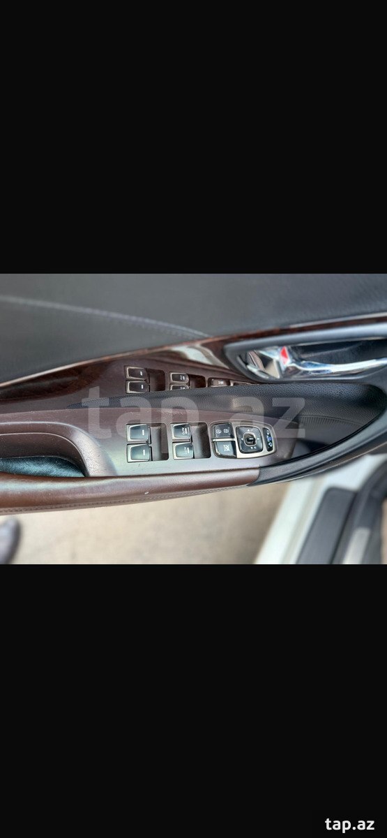 Hyundai Azera, 2011 год (9)