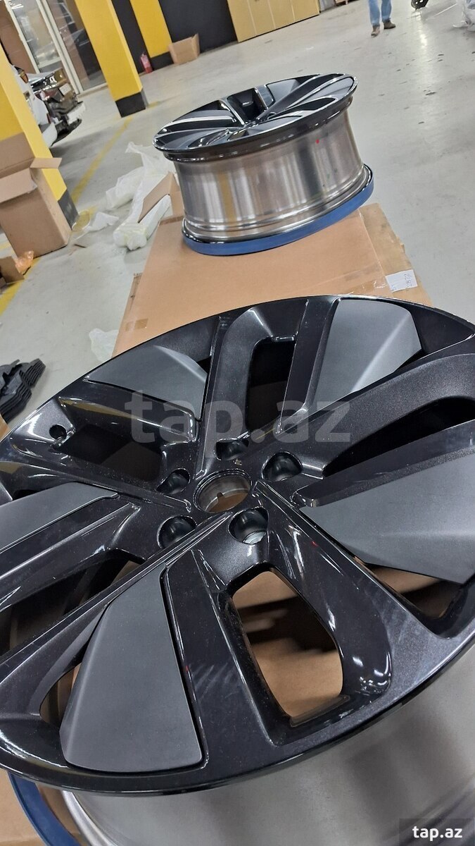 "Lixiang l9 x21" diskləri R21