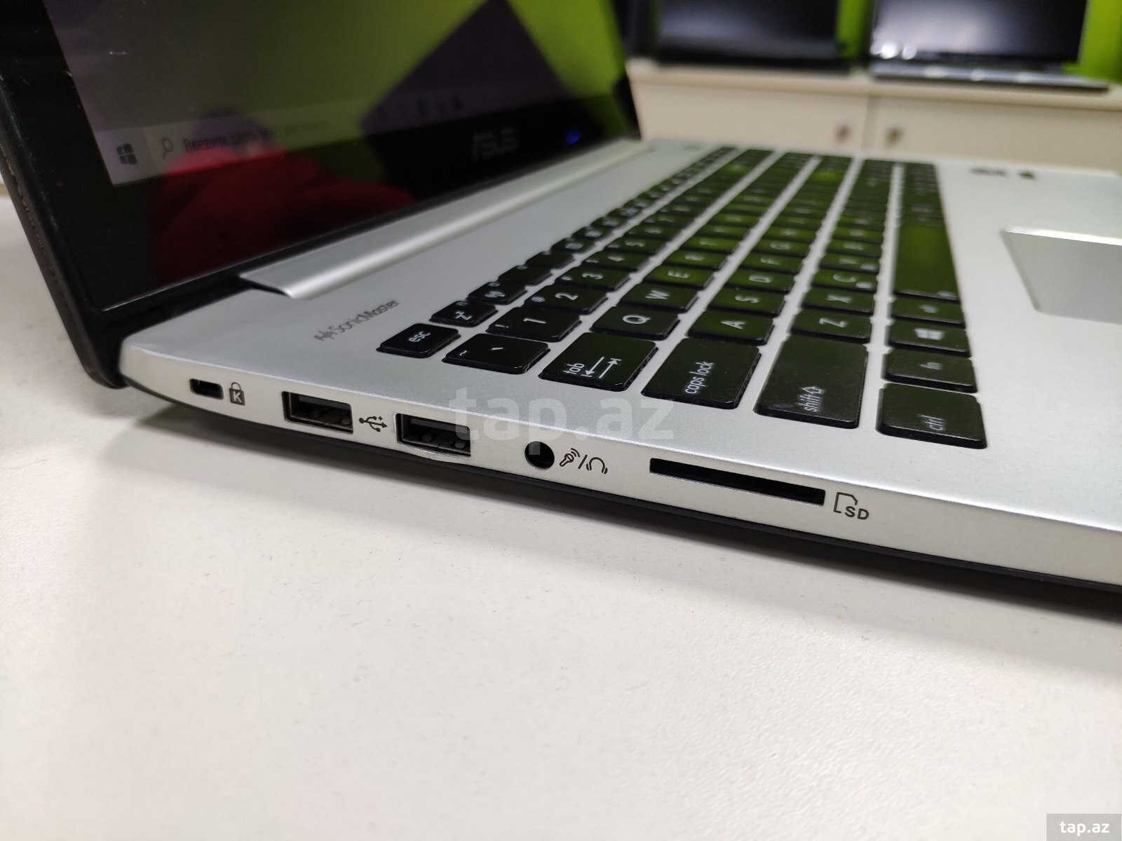 Noutbuk "Asus" (5)