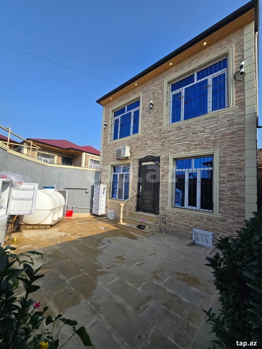 Həyət evi, Binə qəs. (2)