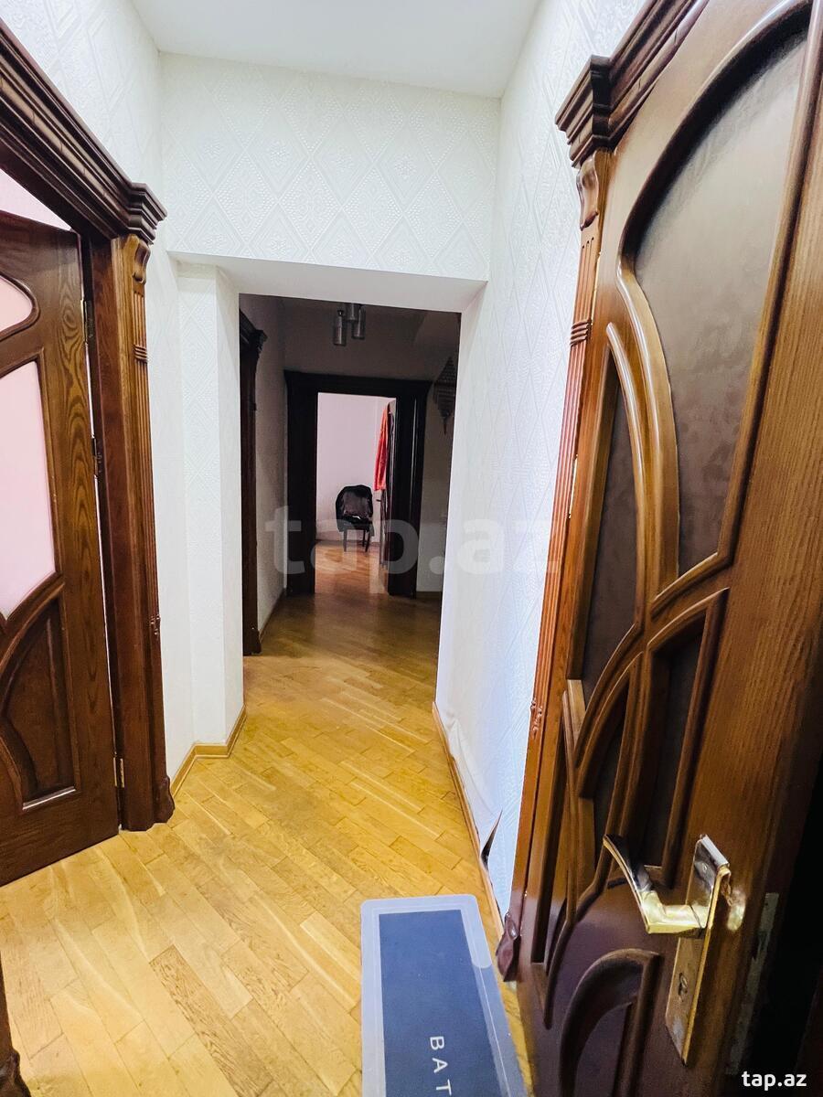 3-otaqlı mənzil kirayə verilir, Elmlər Akademiyası m., 110 m²