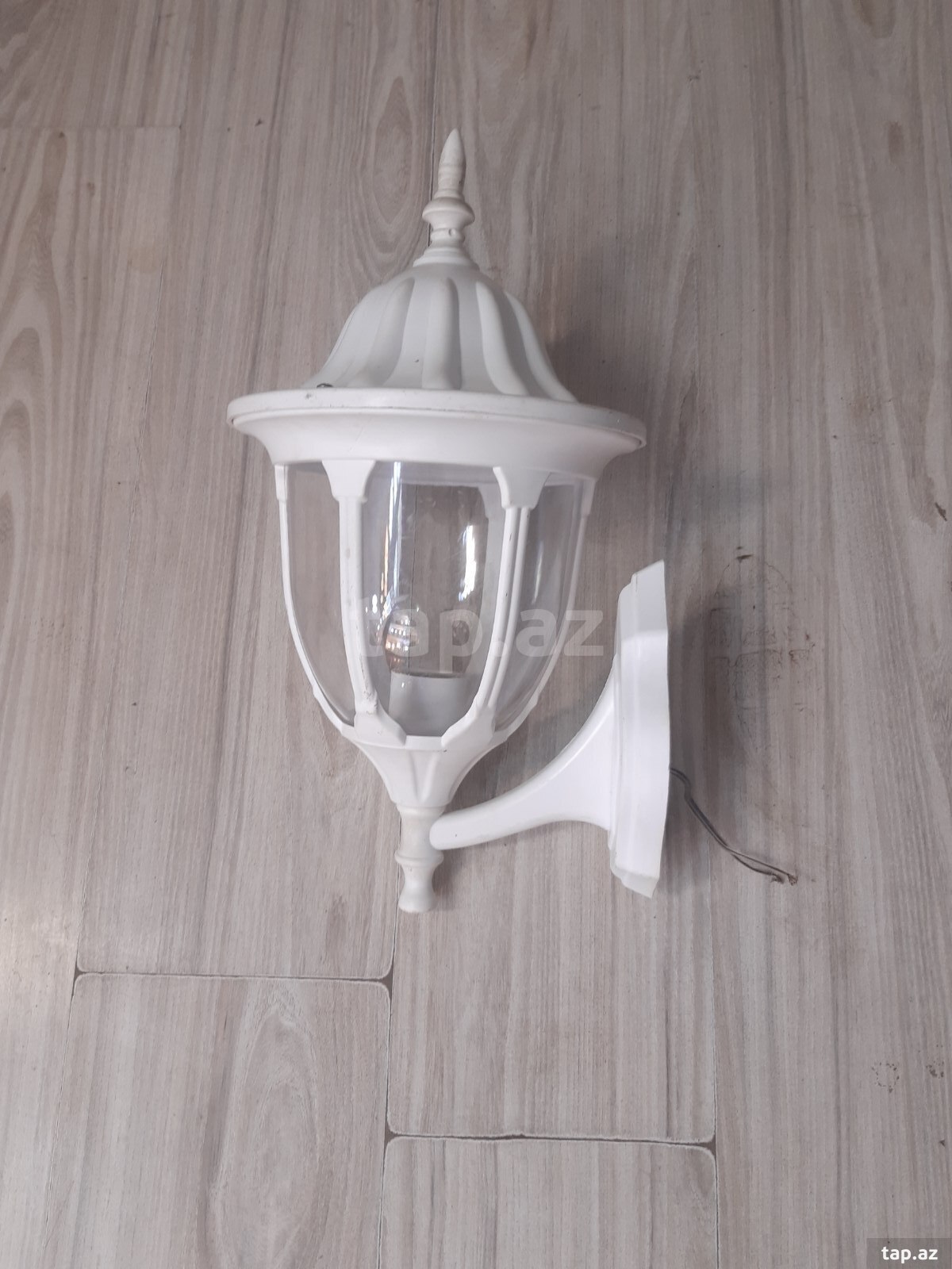 Divar çıraqları