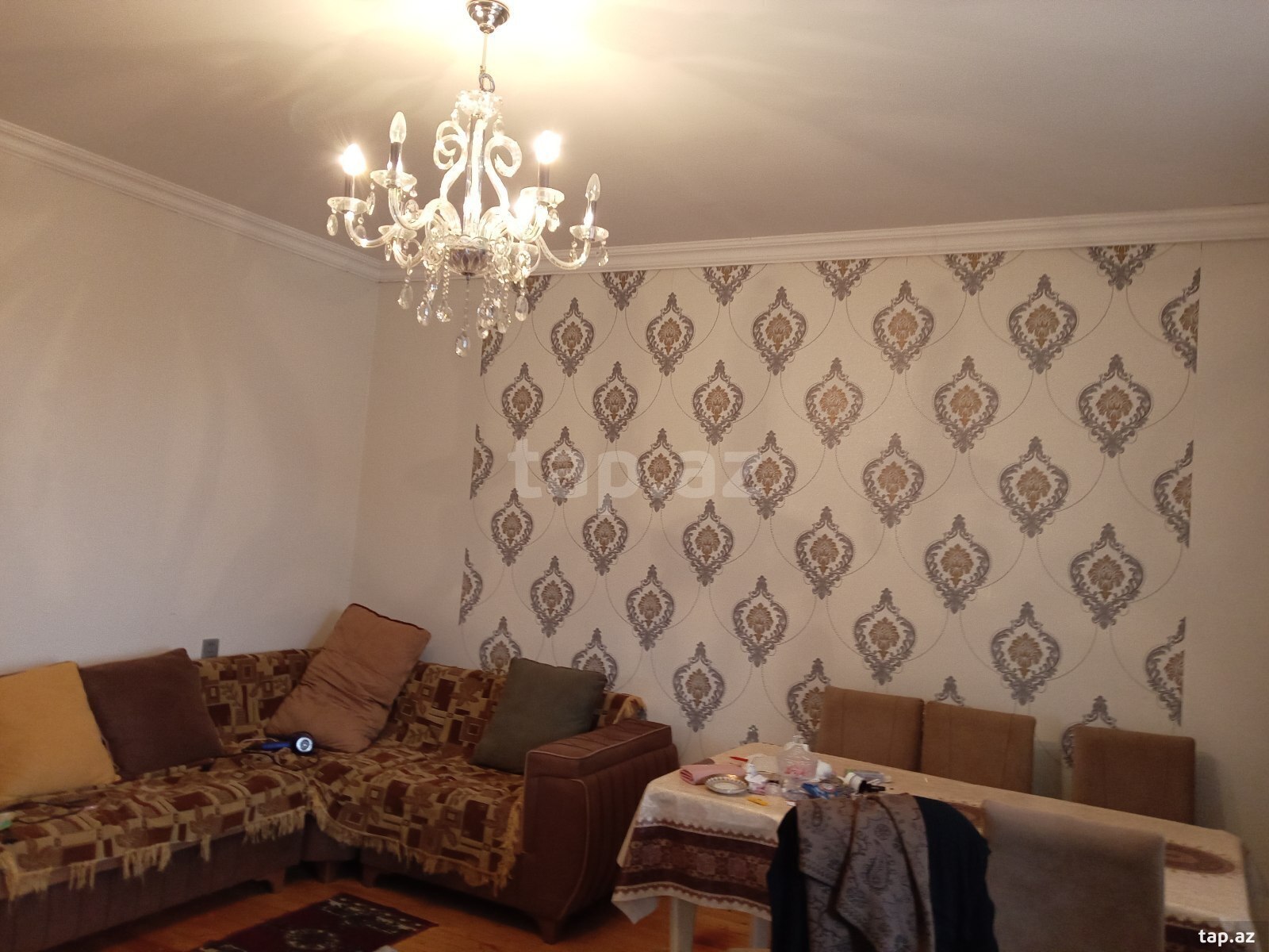 Həyət evi, Hökməli qəs. (7)
