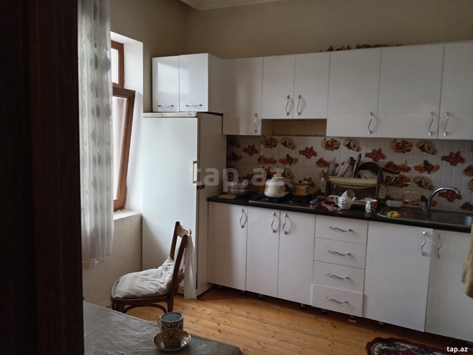 Həyət evi, Hökməli qəs. (8)
