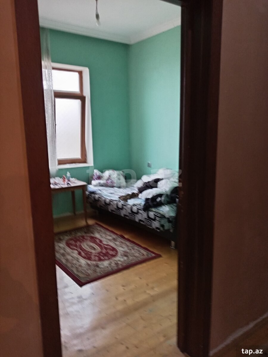Həyət evi, Hökməli qəs. (9)