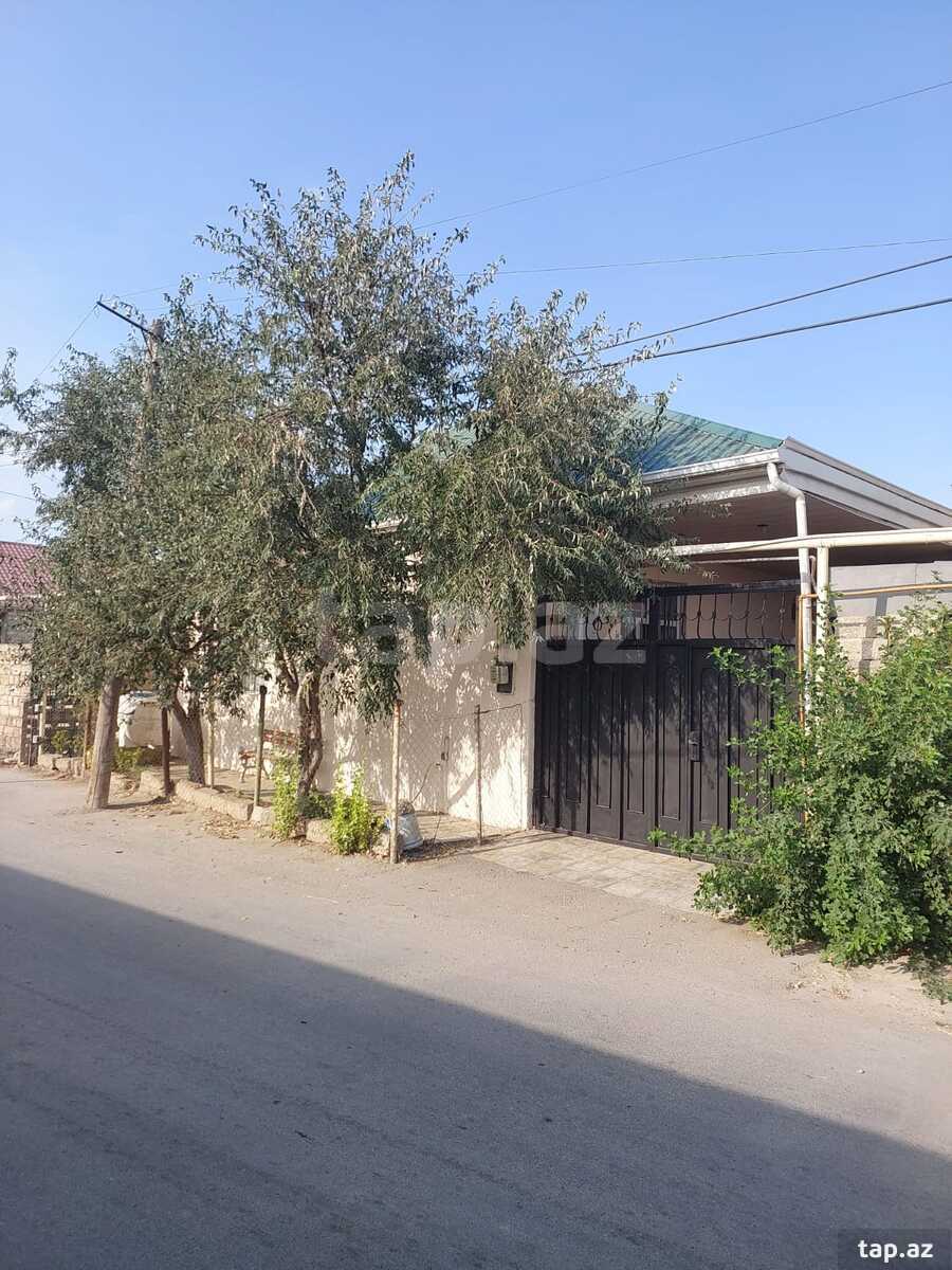 Həyət evi, Binə qəs. (17)
