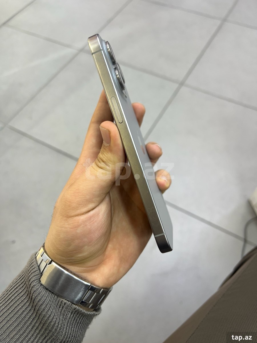 Apple iPhone 15 Pro Max Natural Titanium 256GB/8GB (3)