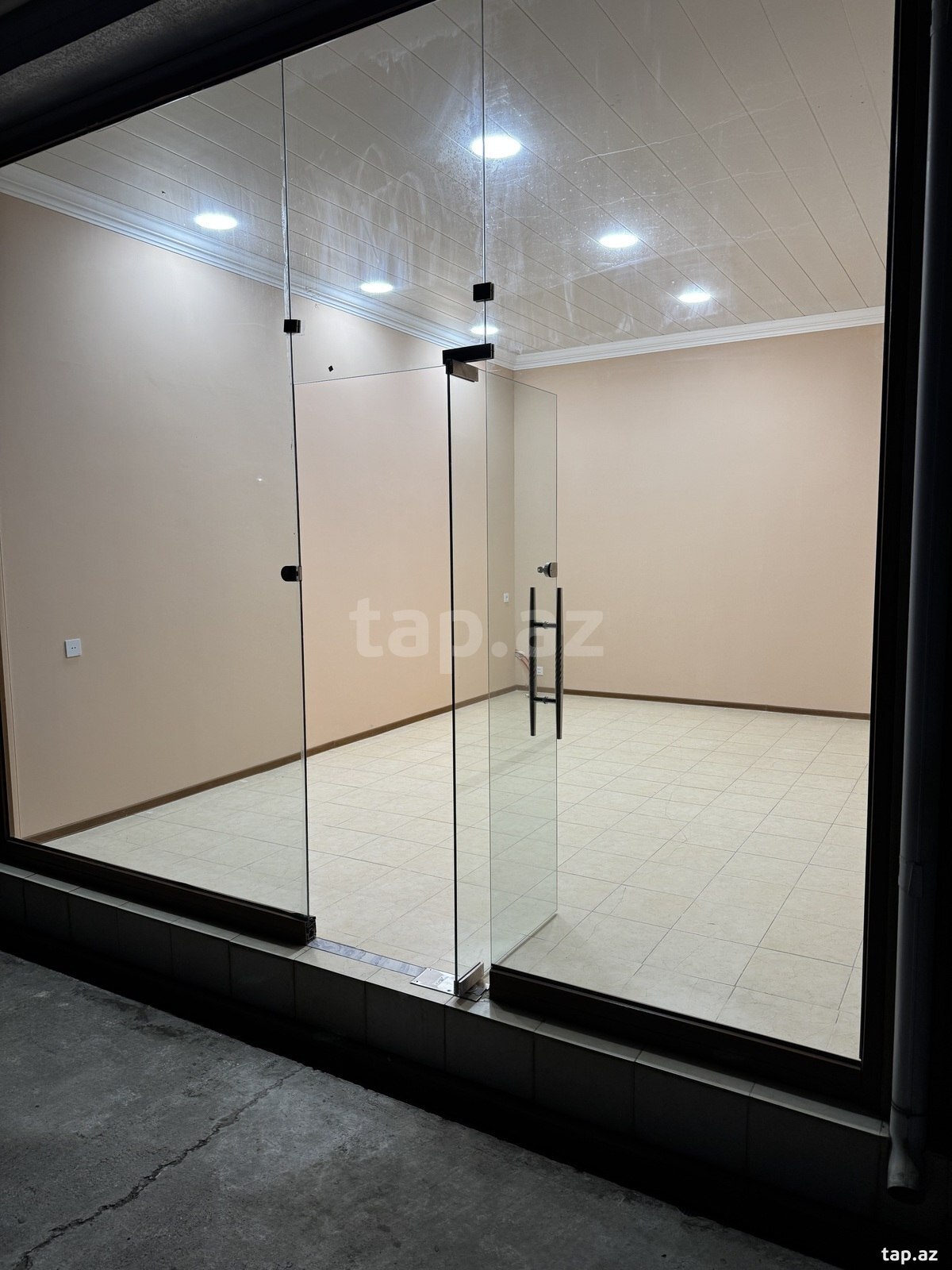 Ofis icarəyə verilir, Quba r. (2)