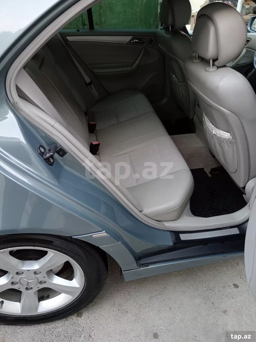 Mercedes C 180, 2006 il (9)