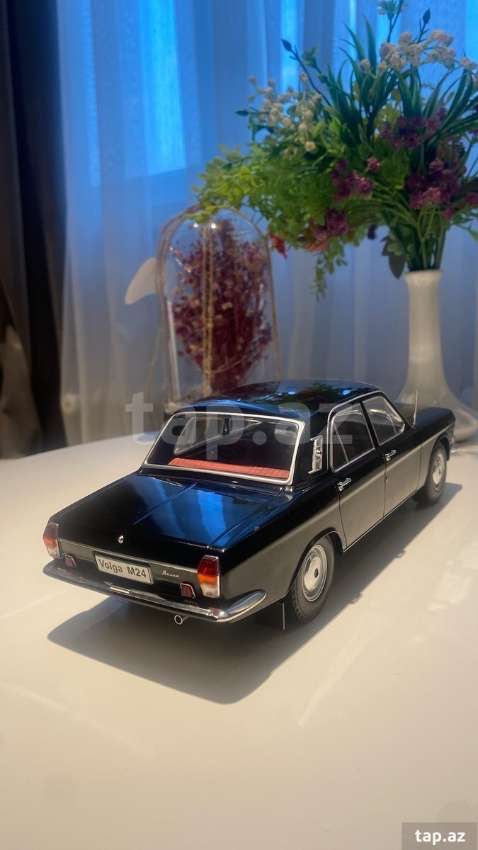 MCG GAZ 24 1/18 modeli (3)
