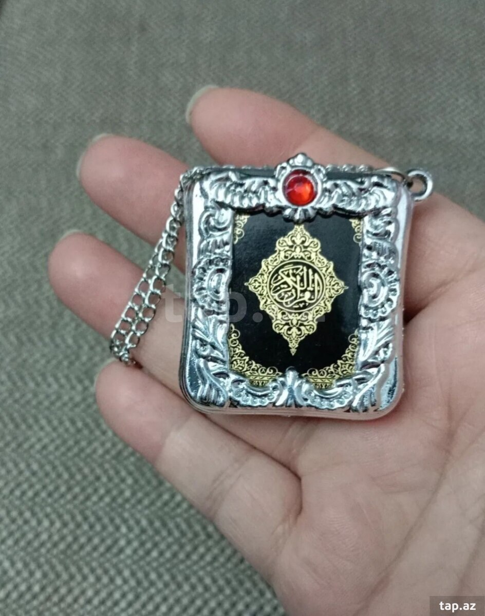 Kiçik ölçüdə miniatür quran kitabı (13)