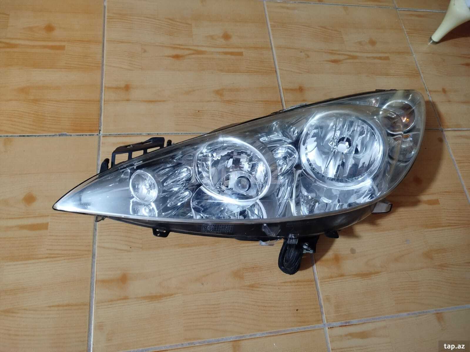 Peugeot RCZ ön farası