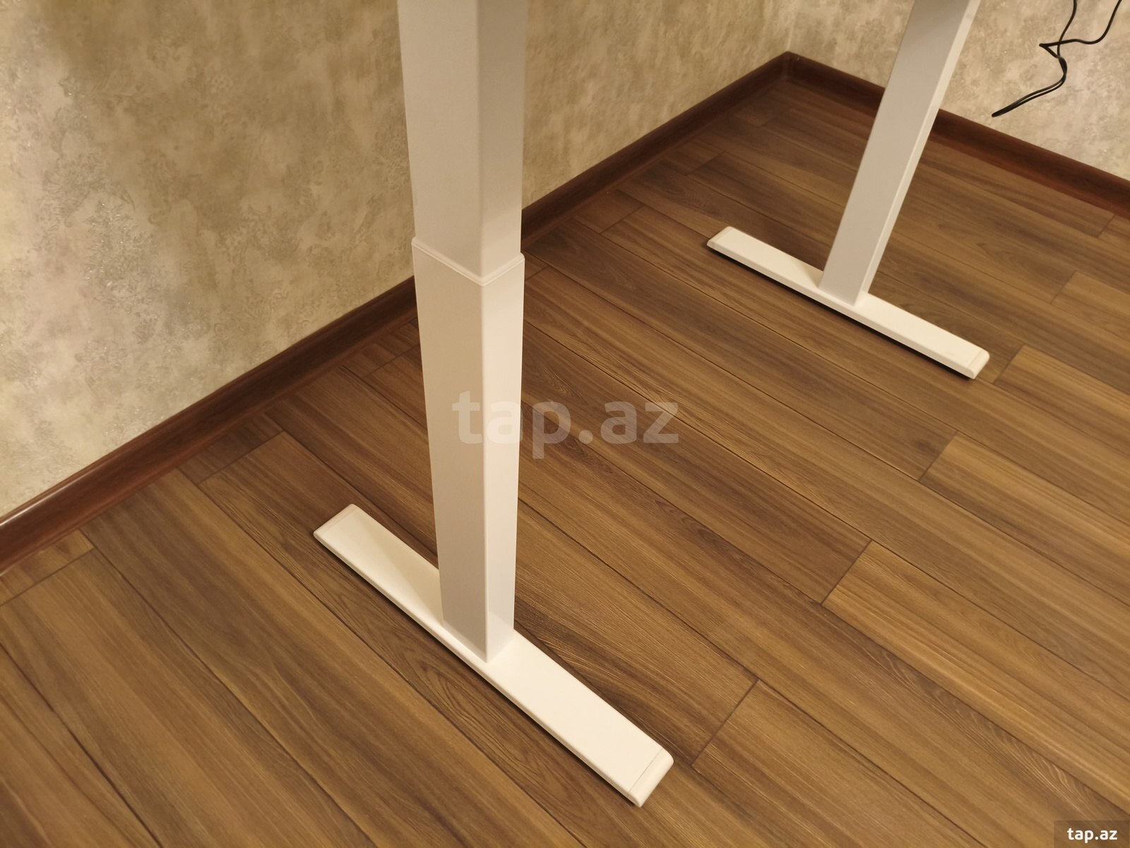Elektrikli kompüter masası (8)