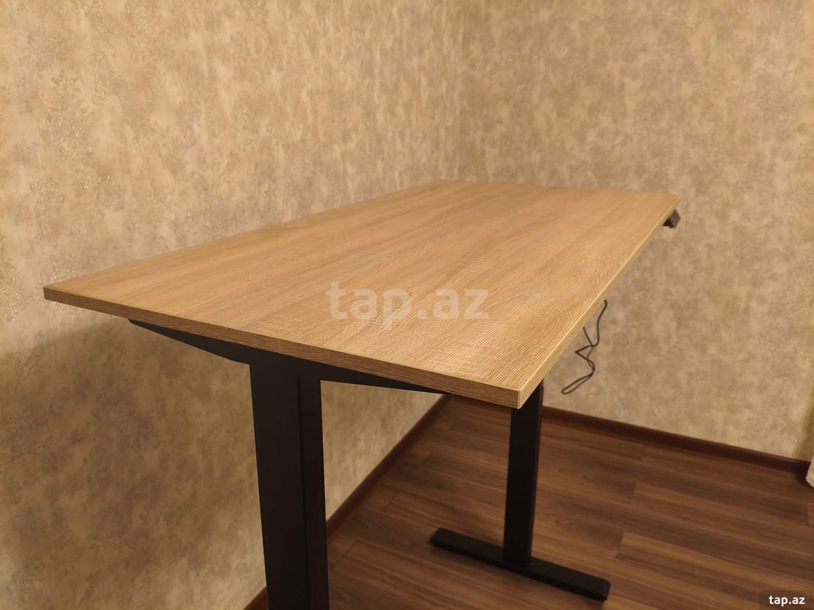 Elektrikli kompüter masası (15)