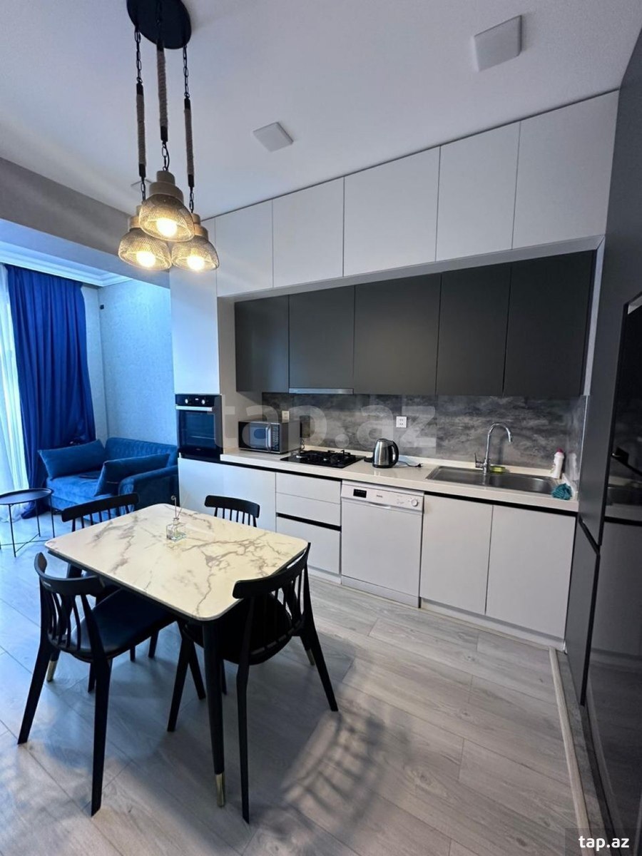 3-otaqlı yeni tikili kirayə verilir, 28 May m., 100 m²