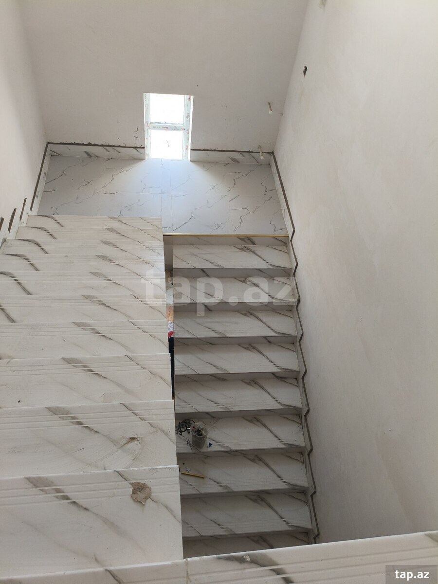 Bağ evi, Yeni Saray qəs.