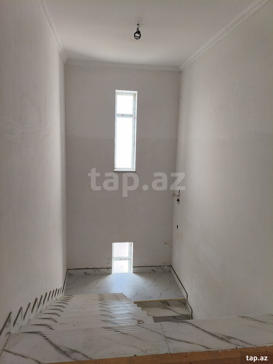 Bağ evi, Yeni Saray qəs.