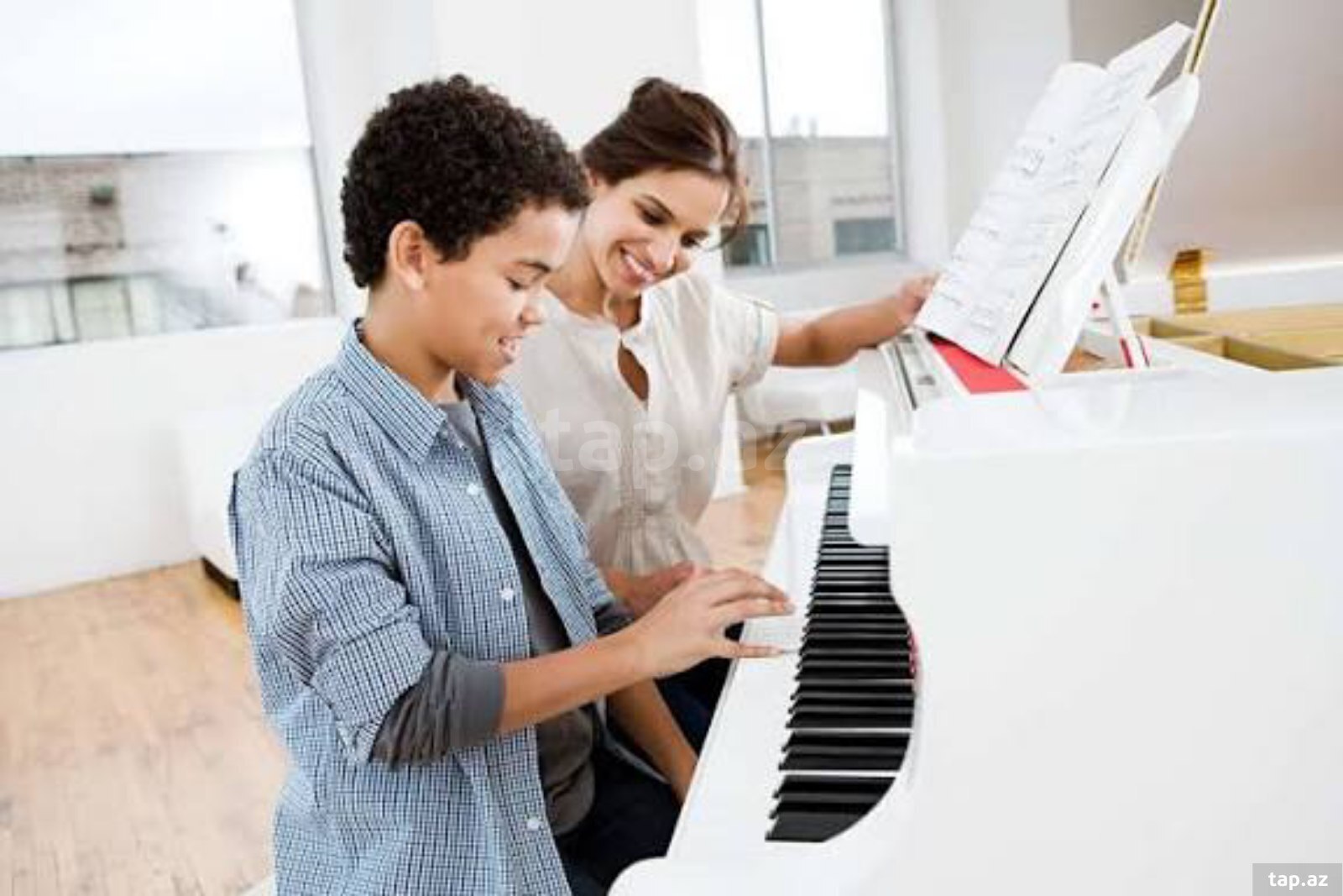 Piano dərsləri