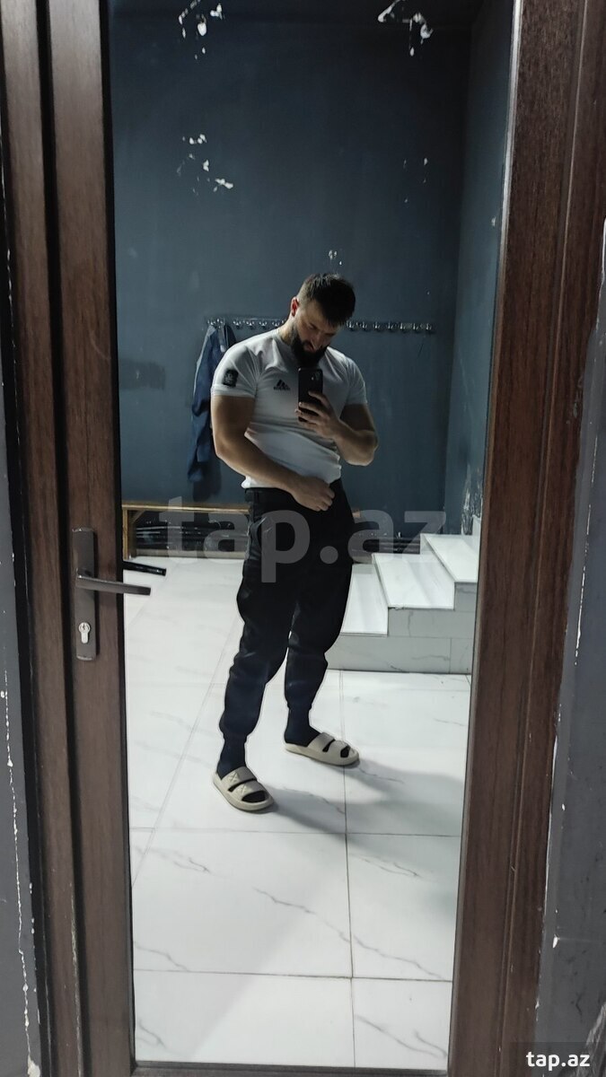 Mühafizəçi işi axtarıram (2)