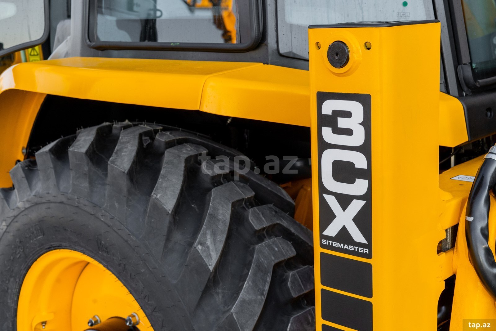 JCB 3CX PLUS, 2025 il (4)