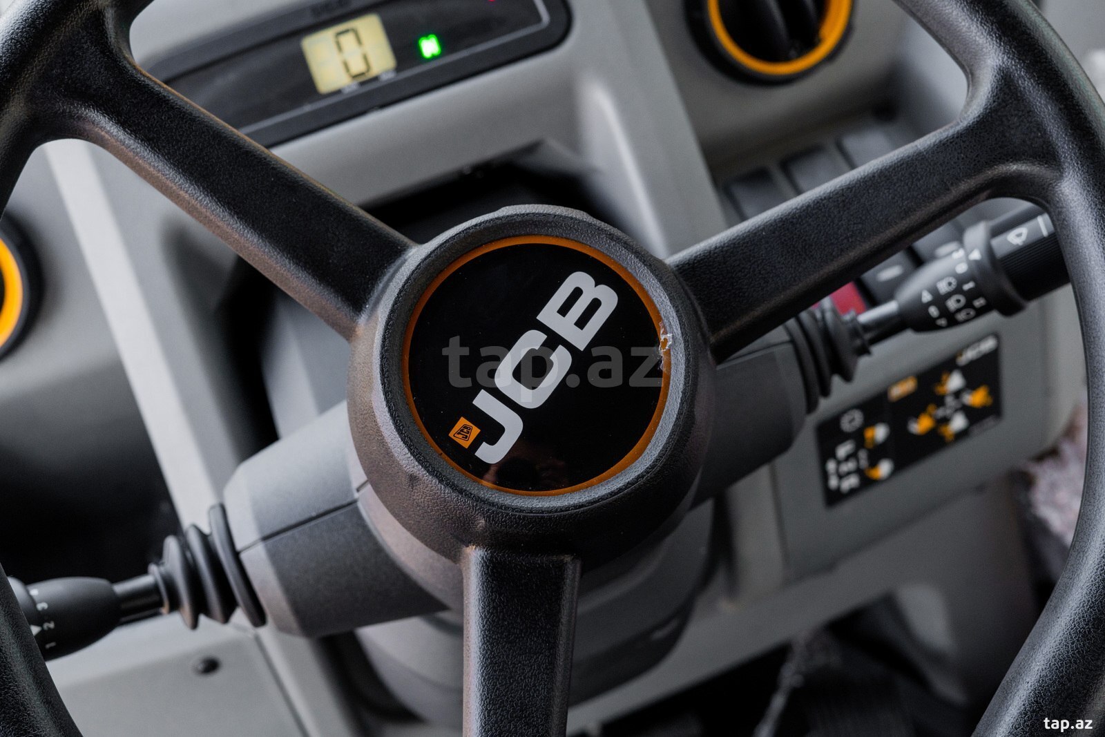 JCB 3CX PLUS, 2025 il (7)