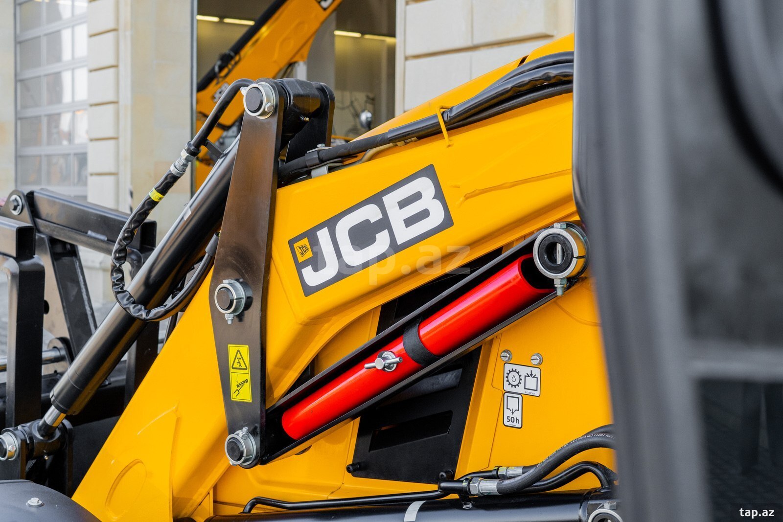 JCB 3CX PLUS, 2025 il (3)