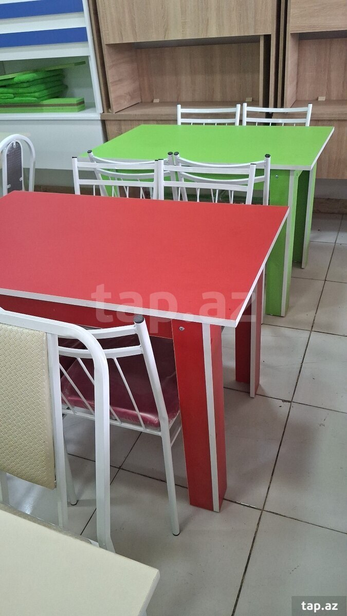 Masa və oturacaqlar (8)