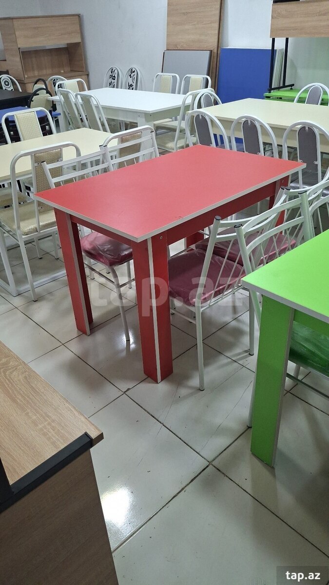 Masa və oturacaqlar (22)