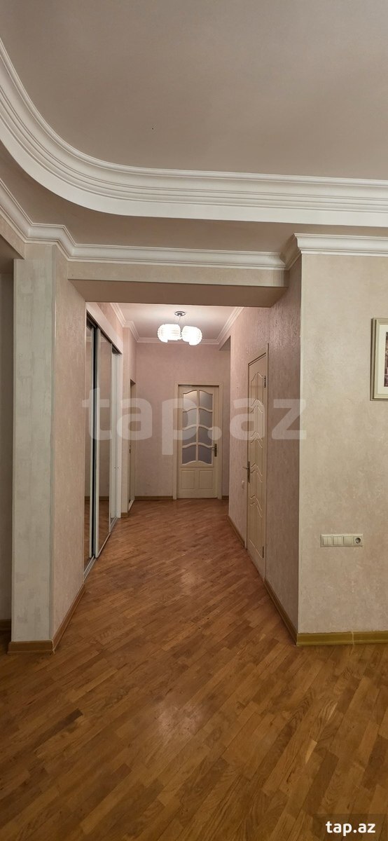 5-otaqlı yeni tikili kirayə verilir, 28 May m., 200 m² (3)